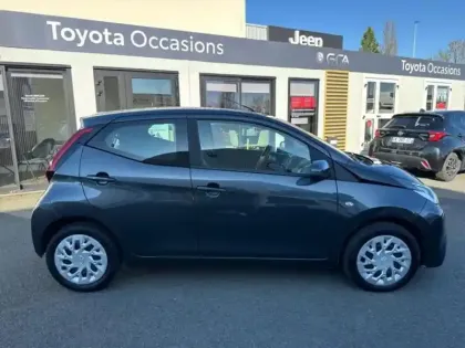 Photo 8 Toyota Aygo  1.0 VVT-i 72ch x-play 5p