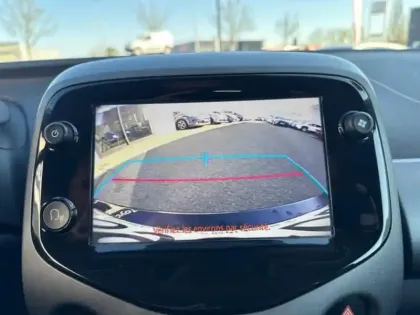 Photo 11 Toyota Aygo  1.0 VVT-i 72ch x-play 5p