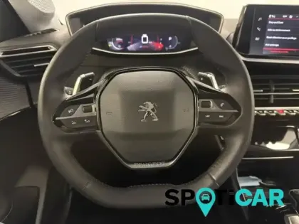 Photo 12 Peugeot 208  1.2 PureTech 100ch S&S Allure Pack EAT8