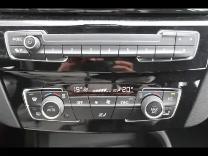 Photo 9 BMW X1  sDrive18iA 140ch Business Design DKG7