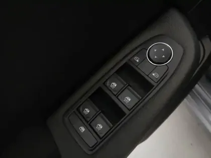 Photo 10 Renault Clio  1.0 TCe 100ch Evolution GPL