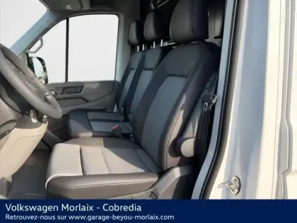 Photo 10 Volkswagen Crafter  Fg 30 L3H3 2.0 TDI 140ch Business Traction