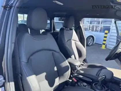 Photo 8 Mini Mini  5 Portes Cooper 136ch  Essential BVA7