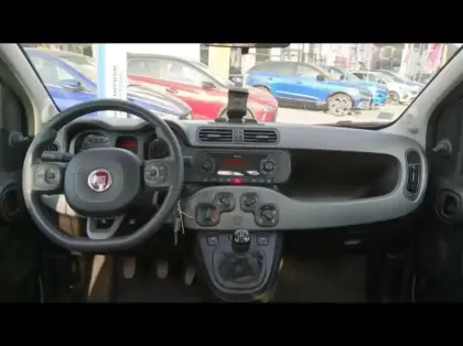 Photo 8 Fiat Panda  1.0 70ch BSG S&S City Life