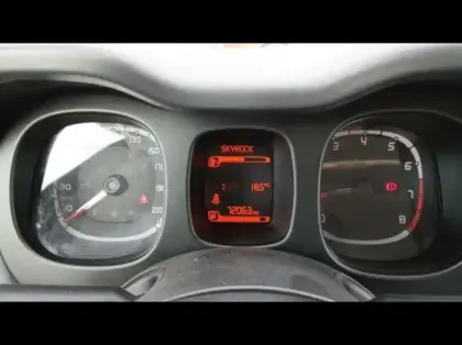 Photo 13 Fiat Panda  1.0 70ch BSG S&S City Life