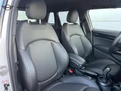 Photo 8 Mini Mini  5 Portes Cooper 136ch Edition Premium BVA7