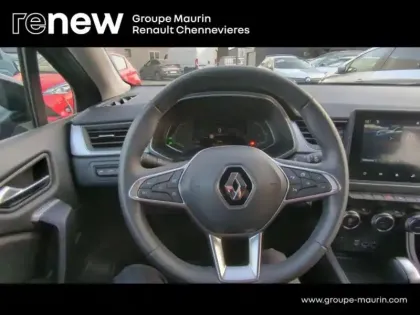 Photo 13 Renault Captur  1.6 E-Tech hybride 145ch Intens -21