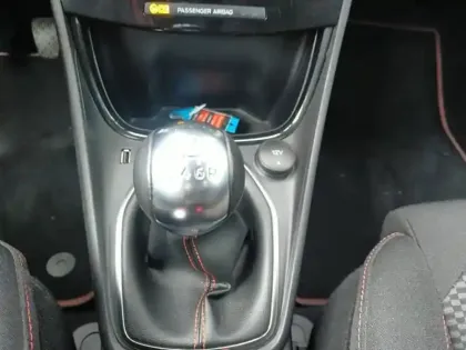 Photo 6 Ford Puma  1.0 Flexifuel 125ch S&S mHEV ST-Line