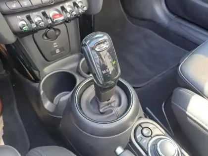 Photo 12 Mini Mini Cabrio Cooper 136ch Edition Premium Plus BVA7