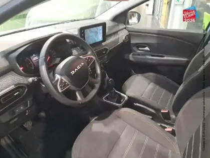 Photo 14 Dacia Sandero  1.0 ECO-G 100ch Stepway Expression -24