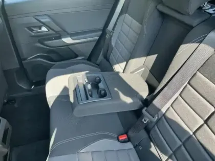 Photo 11 Jeep Compass  1.2 Turbo T3 145ch e-Hybrid First Edition BVR6