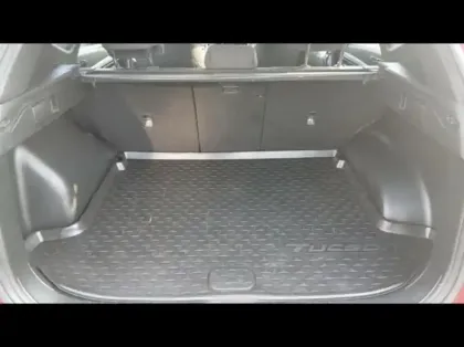 Photo 11 Hyundai Tucson  1.6 T-GDi 230ch Hybrid Business BVA6