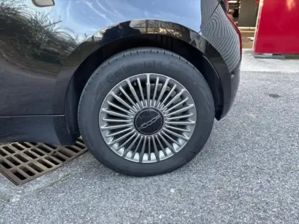 Photo 10 Fiat 500  e 95ch Pack Confort MY23