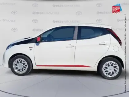 Photo 8 Toyota Aygo  1.0 VVT-i 72ch x-play 5p MY20