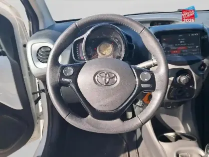 Photo 11 Toyota Aygo  1.0 VVT-i 72ch x-play 5p MY20