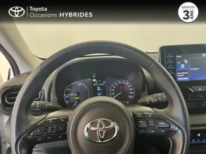 Photo 12 Toyota Yaris  116h Dynamic 5p MY22