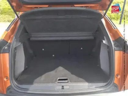 Photo 13 Peugeot 2008  e- 136ch GT Pack