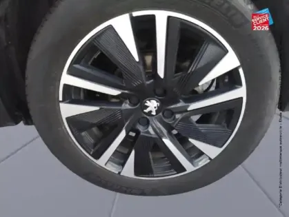 Photo 9 Peugeot 2008  e- 136ch GT Pack