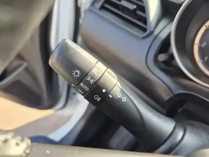 Photo 11 Suzuki Swift  1.2 Dualjet Hybrid 83ch Avantage