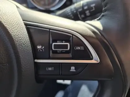 Photo 8 Suzuki Swift  1.2 Dualjet Hybrid 83ch Avantage