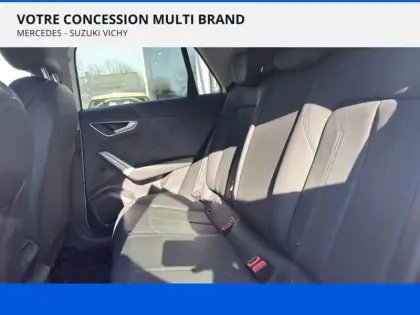 Photo 9 Audi Q2  35 TFSI 150ch Design Luxe S tronic 7