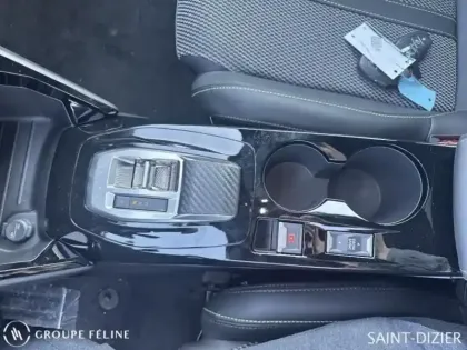 Photo 14 Peugeot 2008  1.2 Hybrid 145ch GT e-DCS6