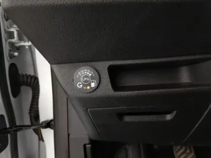 Photo 14 Renault Clio  1.5 Blue dCi 100ch Evolution - 24