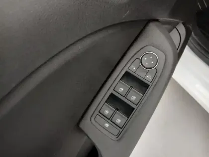 Photo 8 Renault Clio  1.5 Blue dCi 100ch Evolution - 24