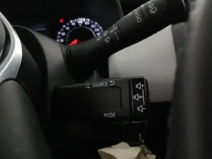 Photo 11 Renault Clio  1.5 Blue dCi 100ch Evolution - 24