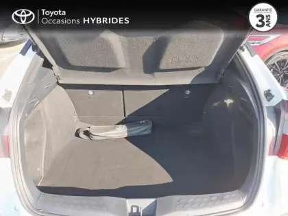 Photo 9 Toyota C-HR  122h Edition 2WD E-CVT RC18