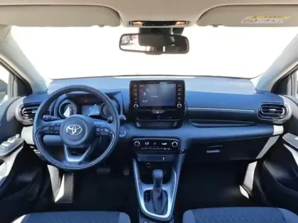 Photo 25 Toyota Yaris Gén. IV Ph1 Design 5