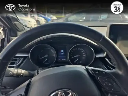 Photo 12 Toyota C-HR  122h Collection 2WD E-CVT RC18