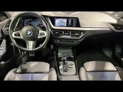 Photo 9 BMW Serie 1 Série 1 118iA 136ch M Sport DKG7