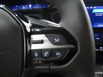 Photo 14 Peugeot 308  1.2 PureTech 130ch S&S Allure EAT8