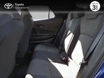 Photo 11 Toyota C-HR  2.0 Hybride Rechargeable 225ch Graphic MY26