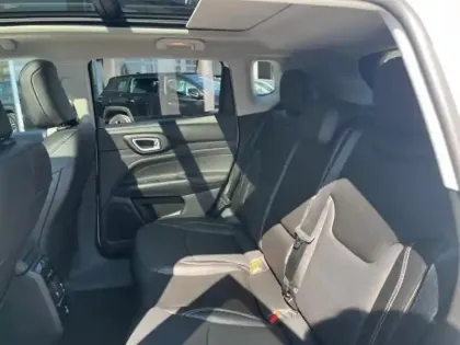 Photo 9 Jeep Compass  1.5 Turbo T4 130ch MHEV Summit 4x2 BVR7