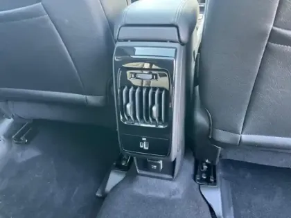 Photo 12 Jeep Compass  1.5 Turbo T4 130ch MHEV Summit 4x2 BVR7