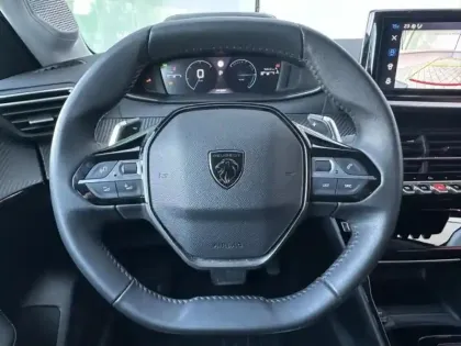 Photo 13 Peugeot 208  1.2 Hybrid 110ch Allure e-DCS6