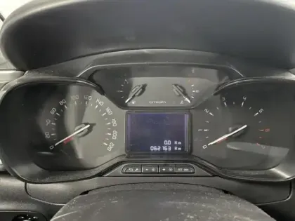 Photo 10 Citroën C3  1.5 BlueHDi 100ch S&S PLUS