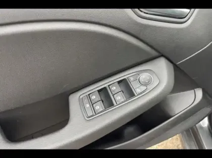 Photo 10 Renault Clio Gén. V (BJA) Ph2 Evolution 5