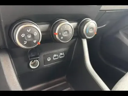 Photo 13 Renault Clio Gén. V (BJA) Ph2 Evolution 5