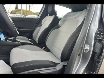 Photo 8 Renault Clio Gén. V (BJA) Ph2 Evolution 5