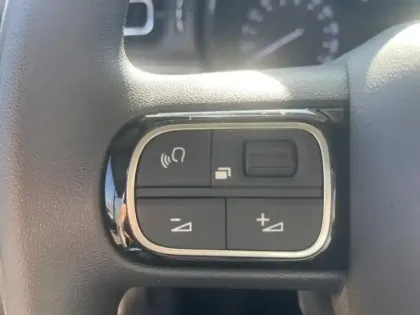 Photo 11 Citroën C3  1.2 PureTech 110ch S&S Shine EAT6