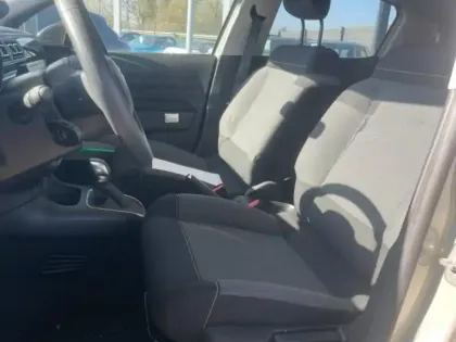 Photo 7 Citroën C3  1.2 PureTech 110ch S&S Shine EAT6