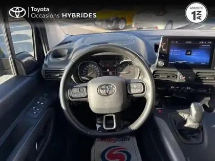 Photo 8 Toyota Proace  CITY Verso Medium 1.5 100 D-4D Design RC21