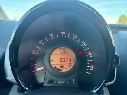 Photo 10 Toyota Aygo  1.0 VVT-i 72ch x 5p