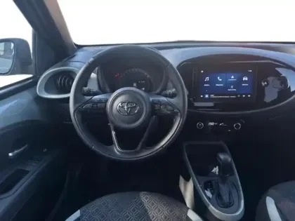 Photo 11 Toyota Aygo  X 1.0 VVT-i 72ch Design S-CVT MY23
