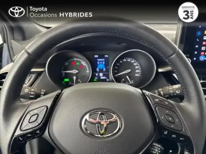 Photo 12 Toyota C-HR  1.8 Hybride 122ch Design E-CVT