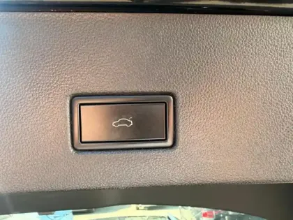 Photo 10 Volkswagen T-roc  1.5 TSI EVO 150ch Carat Euro6d-T 117g