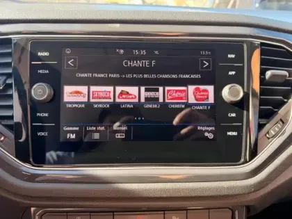 Photo 13 Volkswagen T-roc  1.5 TSI EVO 150ch Carat Euro6d-T 117g